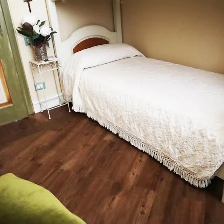 Bed & Breakfast Relais Santa Croce All'eremo *