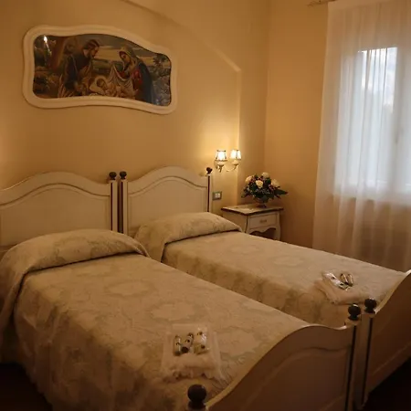 Nocleg ze śniadaniem Relais Santa Croce All'eremo Casteltermini