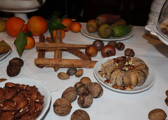 Relais Santa Croce All'eremo Bed & Breakfast *